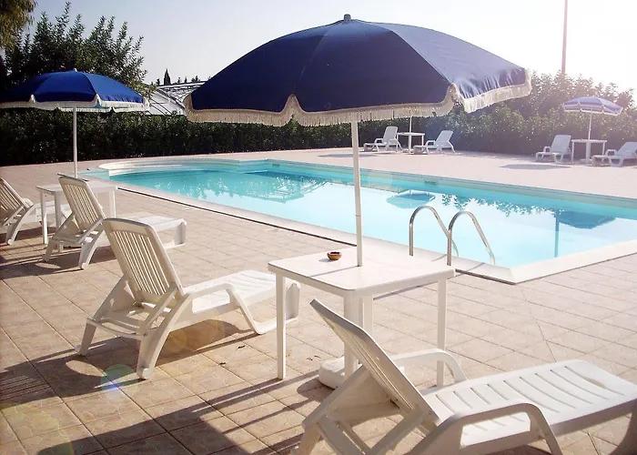 阿格瑞斯莫提酒店 * 贝尔纳尔达